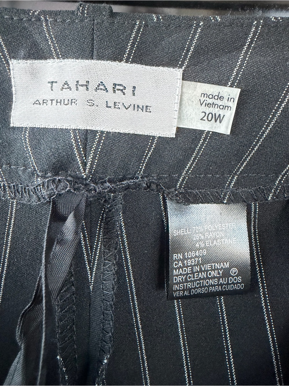 NWT Tahari Arthur S. Levine Black Pinstripe Trousers Dress Pants 20W - Picture 5 of 15